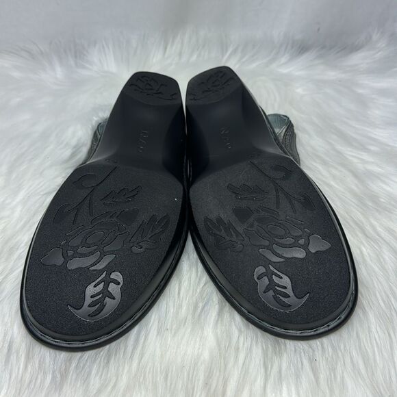 Naot Nara Sterling Silver Textured Leather Sandals Sz 41/US 10-10.5 - Picture 6 of 7